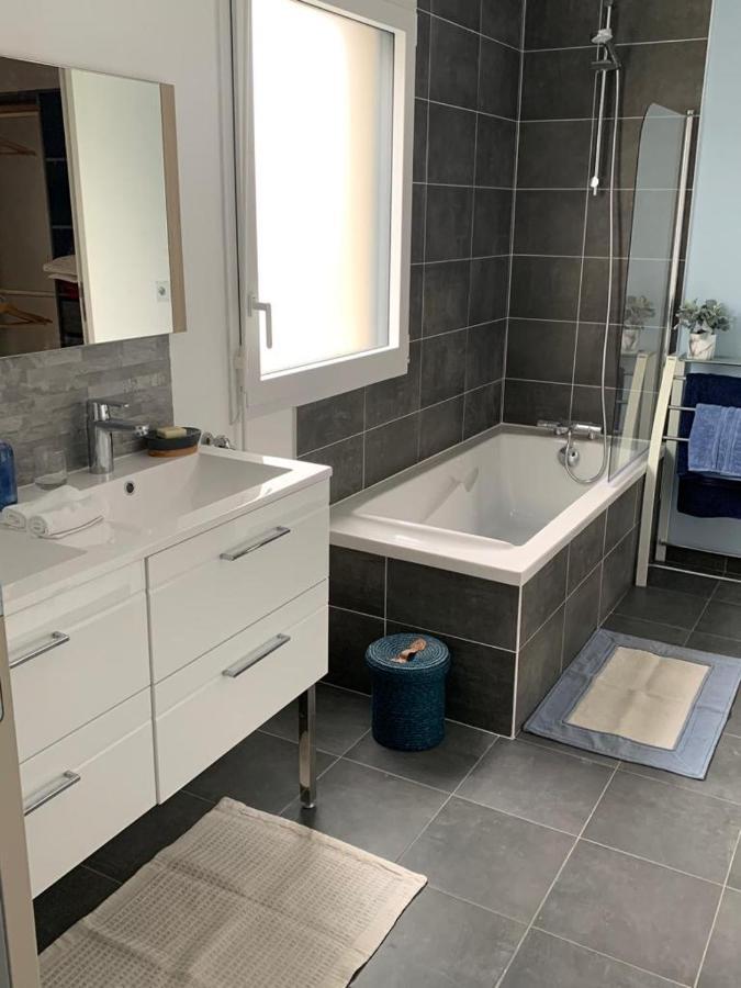Maison De Charme Avec Jardin,Pace,Proche De Rennes Екстериор снимка
